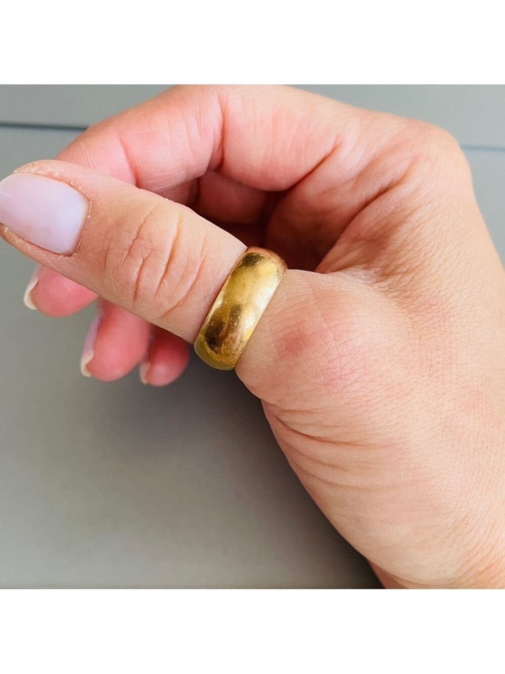 HEAVY SOLID 14K GOLD 8MM WIDE BAND STACKABLE RING - Picture 8 of 9